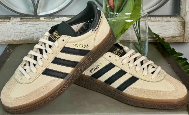 adidas Handball Spezial Women's Sneakers – Wonder White / Black