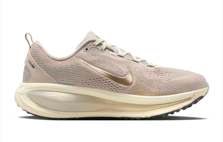 Nike Vomero 18 SE Women's Running Shoe