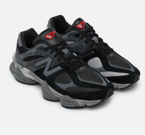 New Balance 9060 'Triple Black' – Chunky Lifestyle Sneaker