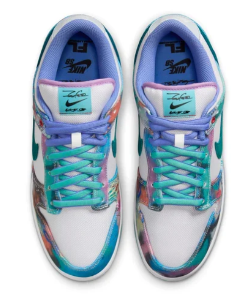 Nike SB Dunk Low 'Futura Laboratories Bleached Aqua' HF6061-400