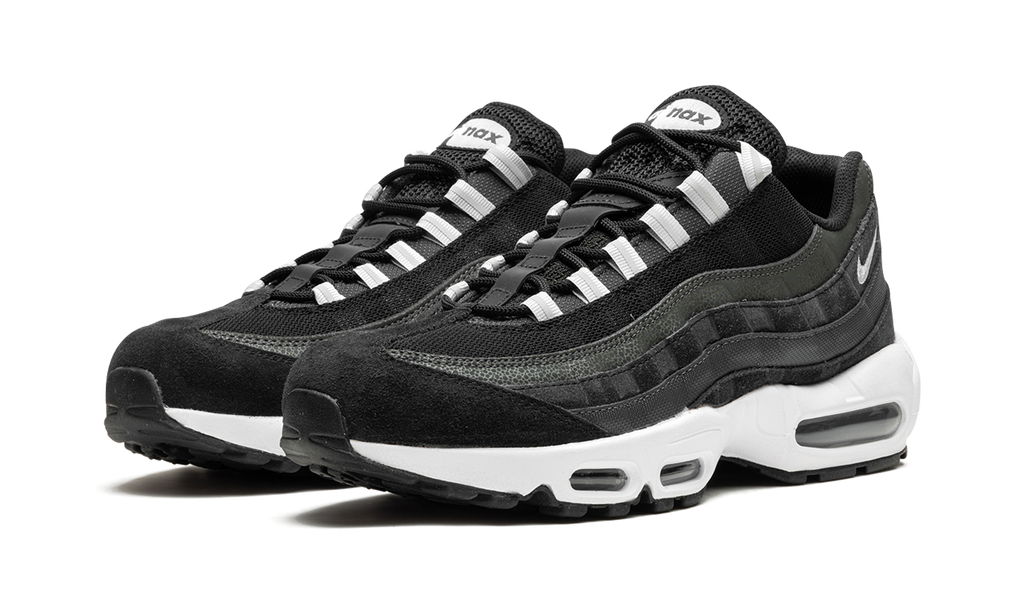 Air Max 95 "Black / Pure Platinum" DM0011 009